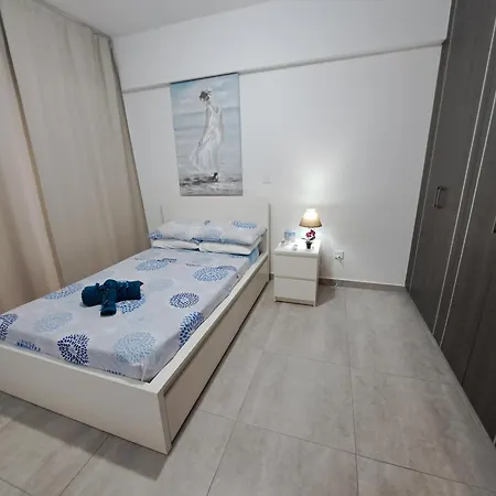 Albert's St Lazarus 402 B - First Floor Apartment Larnaca