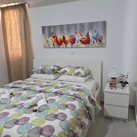 Apartment Albert's St Lazarus 402 B - First Floor Larnaca