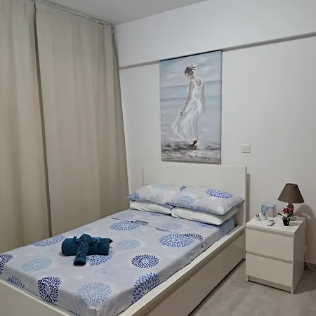 Apartment Albert's St Lazarus 402 B - First Floor *